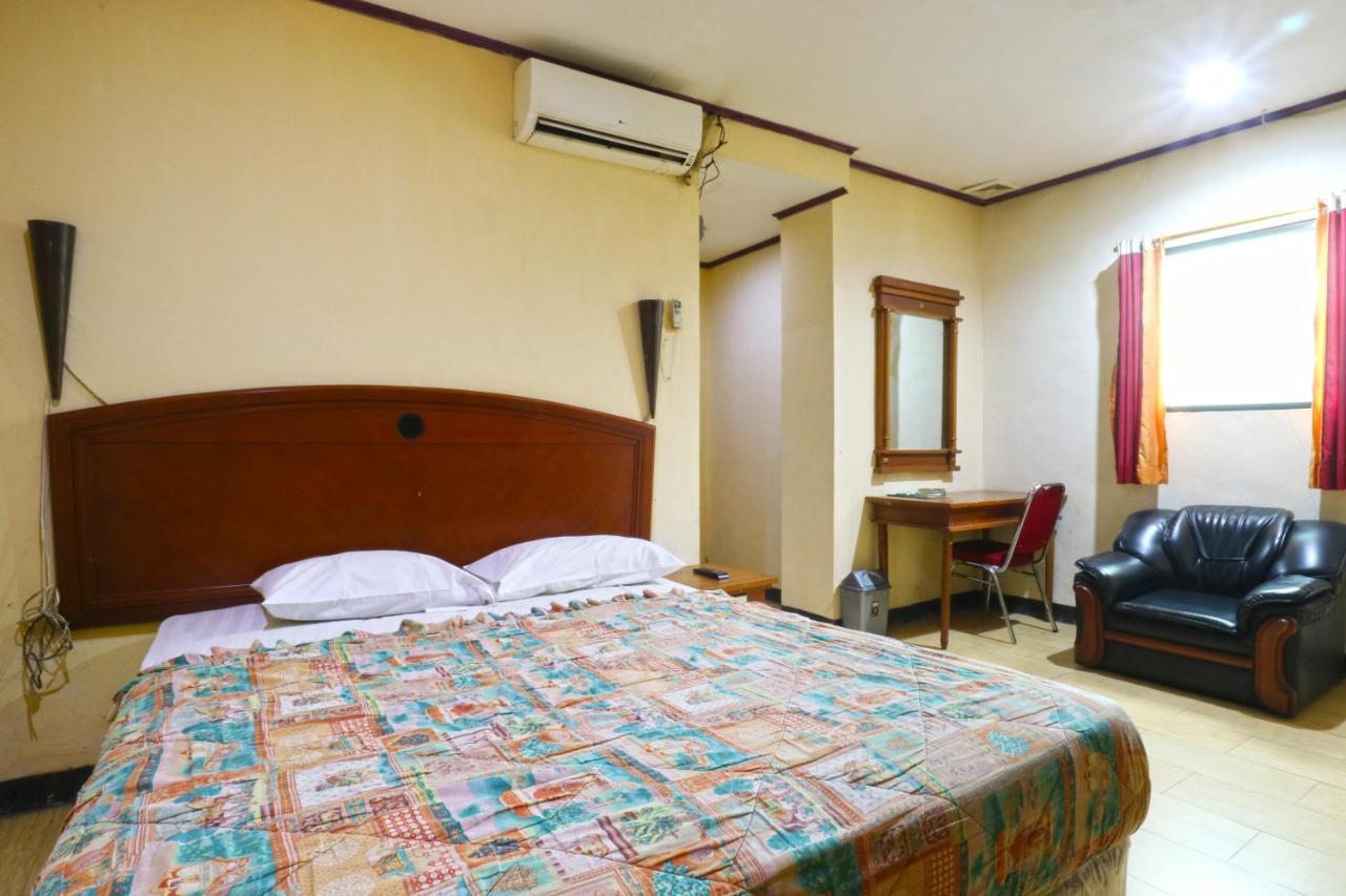 King Stone Hotel Mencil Extérieur photo